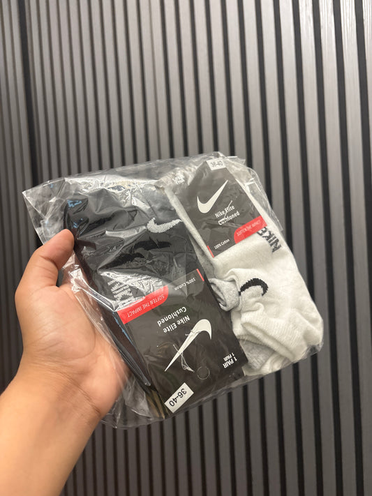 NIKE SOCK 🧦